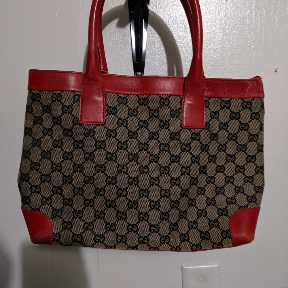 Gucci purse